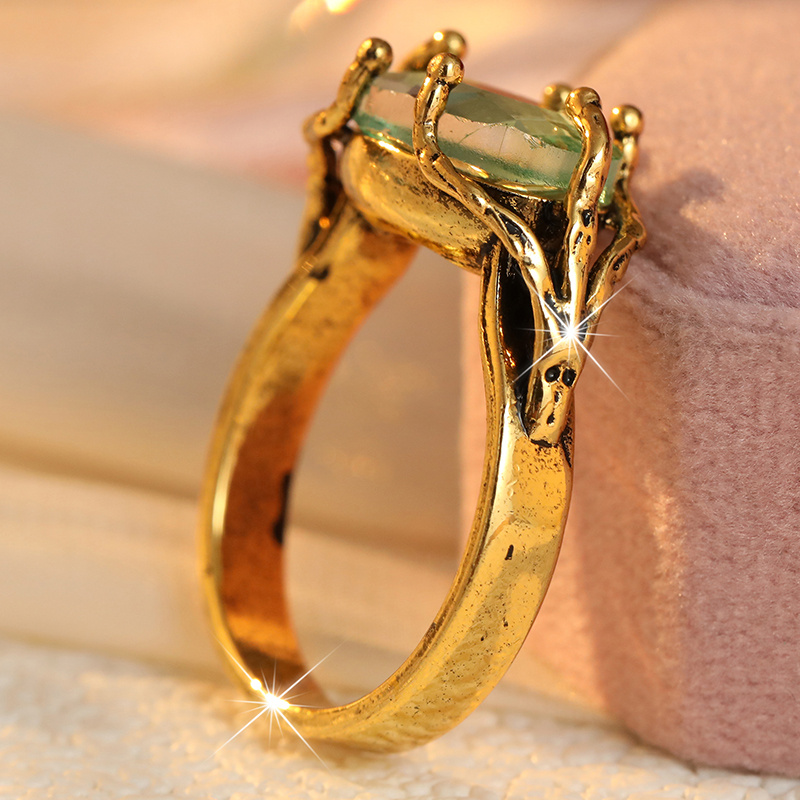 Ladies' Vintage Tree Branch Wrapped Ring